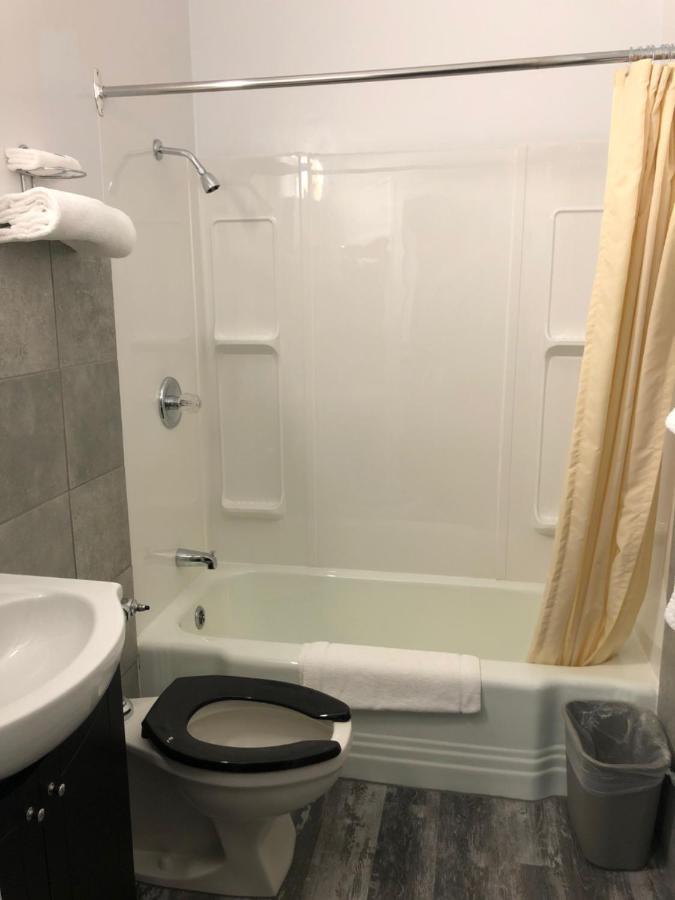 Royal Hotel フリン・フロン エクステリア 写真
